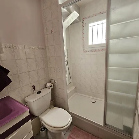 Chez Cerisa منزل للإقامة